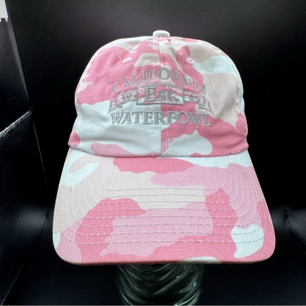 California Waterfowl Pink Camo Camouflage Bird Hunting Women’s Baseball Cap Hat
